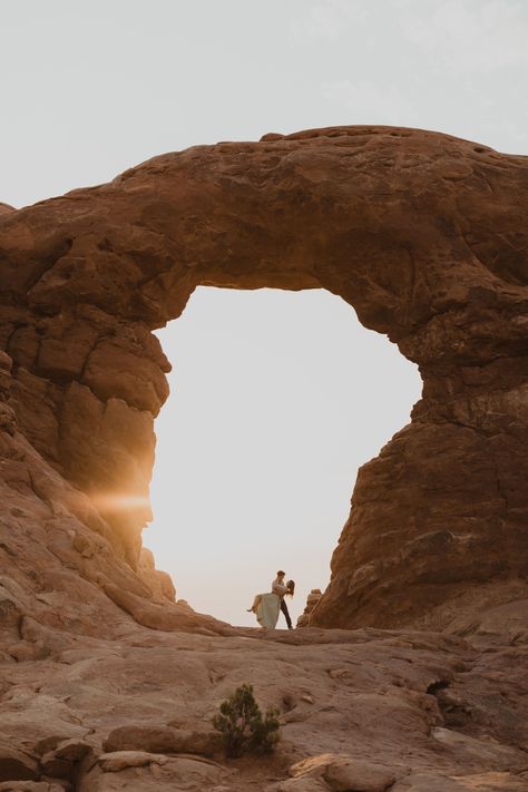 Arches National Park Couple Photos, Casual Couple Photos, Watching The Sunrise, Traveling Adventure, Couple Inspo, Dream Photo, Best Morning, Maternity Ideas, Engagement Photo Shoot