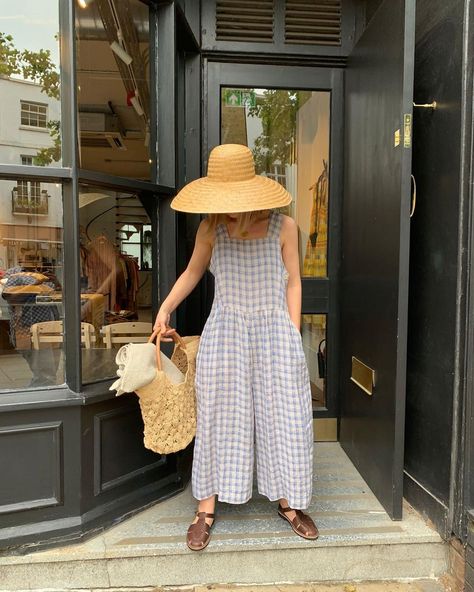 TOAST Hampstead on Instagram: “Maria styled in our Gingham Linen Jumpsuit #toast” Gingham Jumpsuit Outfit, Toast Fashion, Toast Clothing, Art Teacher Outfits, Gingham Jumpsuit, Teacher Dresses, Gingham Linen, Mum Fashion, Style Goals