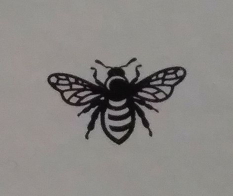 Bee Tattoo Vintage, Bee Aesthetic Tattoo, Bee Face Tattoo, Honey Bee Side View Tattoo, Bee Patchwork Tattoo, Patchwork Bee Tattoo, Bee Line Art Tattoo, Buzzing Bee Tattoo, Bee Tattoos Men