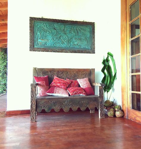 Deck your porch with gorgeous vintage bohemian pillows Guatemalan Decor Home, Mexican Contemporary Decor, Guatemala Home Decor, Coat Stand Hallway, Guatemala Textiles, Guatemalan Decor, Guatemalan Pillows, Desert Inspired Decor, Entryway Outdoor