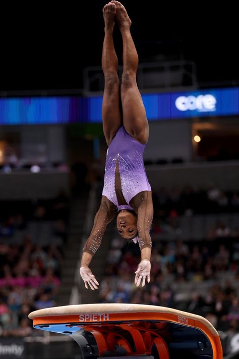 Simone Biles dominates on vault to the lead at U.S. championships Simon Biles, Gymnastics Wallpaper, Gymnastics Skills, Usa Gymnastics, Us Olympics, Gymnastics Pictures, 2020 Olympics, Olympic Gymnastics, Sport Gymnastics