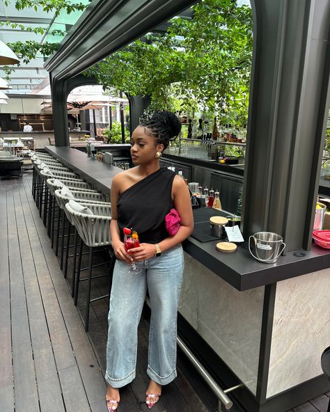 Another day, another slay😍! Braids: @precioustouchhair #ootd #explore #brunch Wedding Brunch Outfit, Brunch Ootd, Another Day Another Slay, Igbo Bride, Brunch Outfits, Wedding Brunch, Instagram Feed Ideas Posts, Ankara Style, Ankara Dress