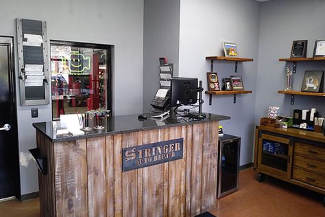 Repair Shop Office Ideas, Diesel Shop Ideas, Auto Repair Office Ideas, Body Shop Office Ideas, Automotive Office Ideas Waiting Rooms, Auto Shop Lobby Ideas, Mechanic Waiting Room Ideas, Car Lot Office Ideas, Mechanic Office Ideas