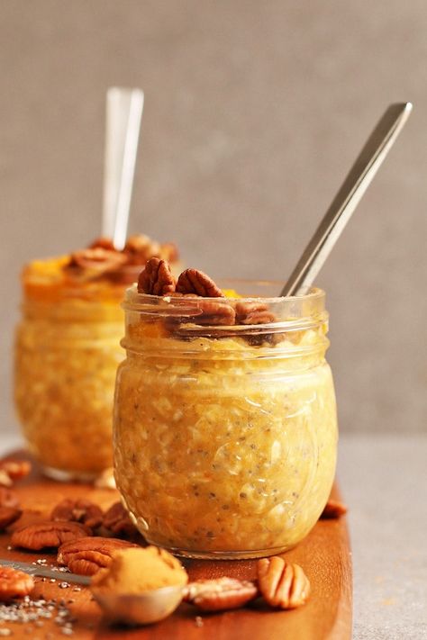 Vegan Pumpkin Overnight Oats Overnight Oats Vegan, Pumpkin Pie Overnight Oats, Vegan Breakfast Smoothie, Breakfast Overnight, Pumpkin Overnight Oats, Vegan Overnight Oats, Breakfast Vegan, Overnight Oats Recipe Healthy, Vegan Pumpkin Pie