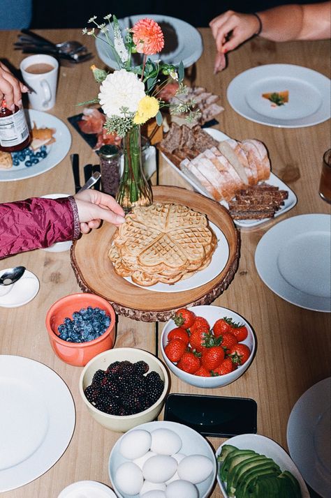 Norwegian Culture Aesthetic, Norwegian Breakfast, Norwegian Aesthetic, Norwegian Lifestyle, Scandi Winter, Norwegian Waffles, Norway Aesthetic, Norwegian Winter, Norwegian Culture