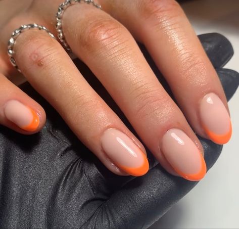 French With Orange Tip, Orange Oval Acrylic Nails, Orange Tipped Nails, Light Orange French Tip Nails, Short Orange French Tip, Dark Orange French Tip Nails, Short Orange French Tip Nails, Orange French Tip Nails Short, Orange Tips Nails