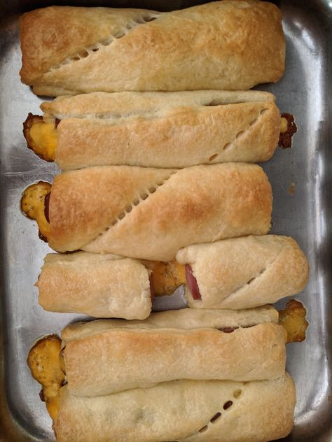 Wiener Wrap-Ups Wiener Wraps Crescent Rolls, Weiner Wraps Recipes, Weiner Wraps Crescent Rolls, Wiener Wraps, Weiner Wraps, Recipes For Dogs, Dogs Recipes, Cabin Food, Wraps Recipes