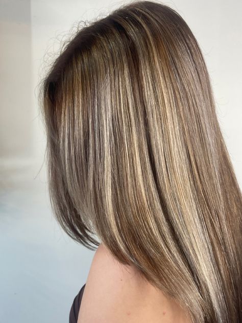 Half Head Of Foils On Brown Hair, Quarter Head Highlights, Half A Head Of Foils, Half Highlights, Half Head Of Highlights, Half Head Foils, Half Head Foils Blonde On Brown Hair, Half Head Foils Brunette, Half Head Foils Blonde