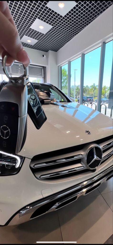 White A Class Mercedes, New Car Goals, Prom Car, White Mercedes, Best Cars For Teens, White Suv, Life Goals Future, Dream Cars Mercedes, Career Vision Board