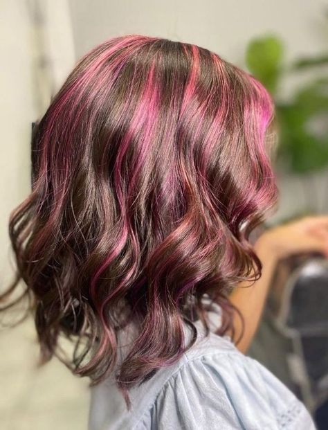 Brown Hair With Pink Highlights, Brown And Pink Hair, Pink Hair Streaks, Short Hair Highlights, Pink Hair Dye, Hair Color Underneath, Red Hair Inspo, Peekaboo Hair, Hair Color Streaks