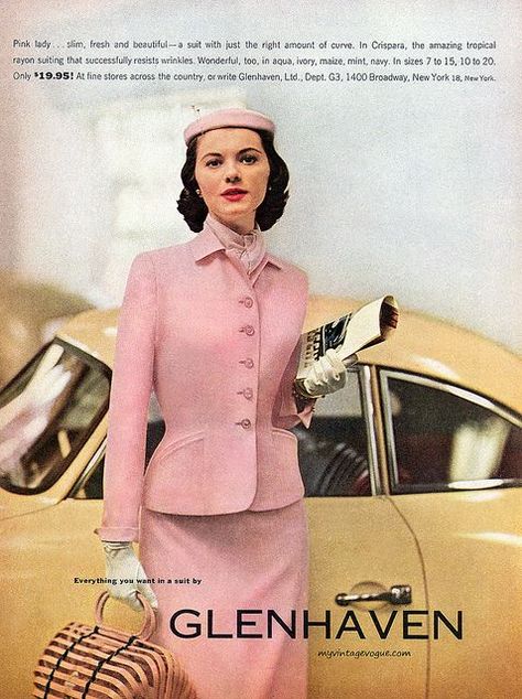 Vintage Skirt Suit, Vintage People, Decades Of Fashion, Vintage Suit, Fashion 1950s, Pink Suit, Vintage Suits, Vintage Couture, Vintage Glam