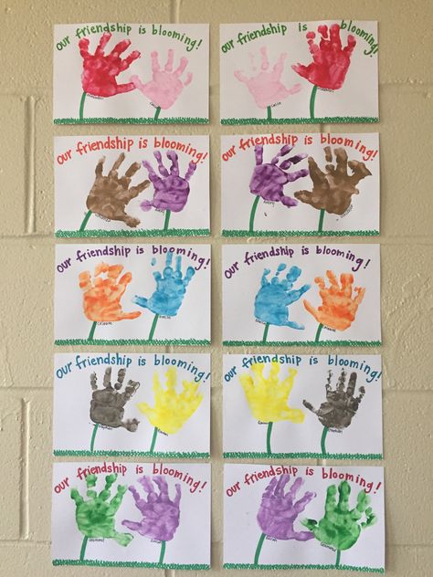 Friendship Week - Friends - Preschool - Toddler Artwork - Flowers - Handprint - Paint Friendship Week Activities Preschool, Kindness And Manners Preschool, Infant Friendship Crafts, Friendships Craft Preschool, Friends Activity Preschool, Fun With Friends Preschool Theme, Preschool Art Friendship, Friends And Family Toddler Crafts, Friends With Helpful Hands Activities