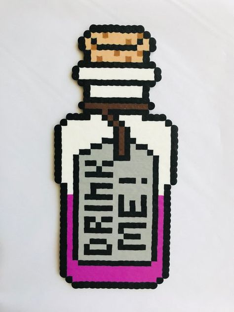 Alice In Wonderland Drink Me, Backpack Clips, Kandi Necklace, Perler Creations, Pearl Beads Pattern, Perler Art, Perler Bead Templates, Diy Perler Bead Crafts, Aqua Beads