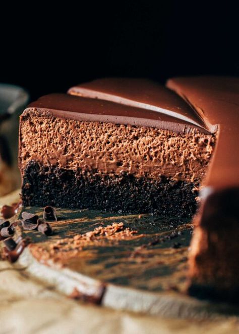 Butternut Bakery Chocolate Mousse Cake, Layered Mouse Cake, Chocolate Coffee Mousse Cake, Chocolate Mouse Cake Recipes, Moose Cake Ideas, Layered Mousse Cake, Chocolate Mouse Desert, Mouse Cake Recipe, Chocolate Cake Desserts