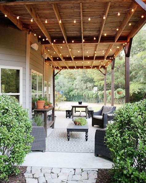 10 Under Deck Patio Ideas (2024) | Florida Homes and Living Basement Backyard, Walkout Basement Patio, Patio Under Decks, Easy Patio, Covered Patio Design, Building A Porch, Walkout Basement, Patio Roof, House With Porch