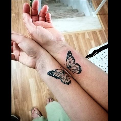 Butterfly Tattoo For Two People, Butterfly Tattoo Sisters Tat, Matching Monarch Butterfly Tattoo, Half Butterfly Best Friend Tattoo, Bestie Tattoos Butterfly, Matching Sister Tattoos For 2 Small Butterfly, Matching Butterfly Wing Tattoo, Friends Butterfly Tattoo, Butterfly Tattoo For Sisters