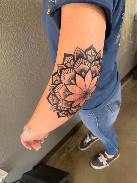 Mandela Tattoo On Elbow, On The Elbow Tattoo, Women’s Elbow Tattoo Ideas, Nature Elbow Tattoos For Women, Elbow Tattoos Ideas, Elbow Swirl Tattoo, Mandala Tattoo Elbow Woman, Floral Tattoo Elbow, Mandala Tattoo On Elbow