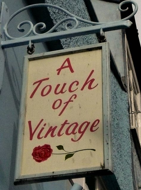 The most perfect shop sign in Lyme Regis, Dorset…the shop was full of all the things that the sign suggests! Klasik Hollywood, Vintage Americana, Décor Diy, Red Aesthetic, Aesthetic Vintage, Vintage Love, A Sign, Vintage Aesthetic, A Rose