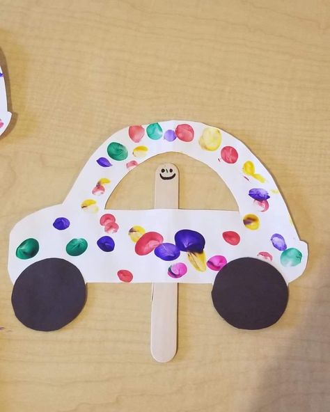 Paper Plate Cars For Preschool, Car Safety Crafts Preschool, Car Artwork For Preschool, Car Art Activities For Preschool, Crafts For Transportation Theme, Cars Activity Preschool, Car Preschool Crafts, Paper Plate Car Craft, Preschool Vehicle Crafts