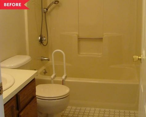 Before and After: A Dark, Dated Bathroom Goes Bright—No Windows Required Bathroom Without Windows, Small Dark Bathroom, House Flips, Windowless Bathroom, Bathroom Downstairs, Small Bathroom Paint, Dark Bathroom Ideas, Small Full Bathroom, Dark Bathrooms