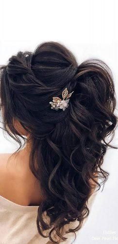 Our favorite wedding hairstyles for long hair ❤︎ Wedding planning ideas ... - New page #Our #favorite #wedding #hairstyles #for #long #hair #❤︎ #Wedding #planning #ideas #... #New #page Wedding Hairstyles With Veil, Best Wedding Hairstyles, Long Hair Wedding Styles, Prom Hairstyles For Long Hair, Wedding Hairstyles Half Up Half Down, Wedding Hair Inspiration, Wedding Hair Down, Bridal Hairstyles, Wedding Hairstyles Updo