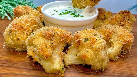 Crispy Roasted Cauliflower Recipe Crispy Roasted Cauliflower, Cauliflower Casserole Recipes, Oven Roasted Cauliflower, Roasted Cauliflower Recipes, Oven Roasted Potatoes, Cauliflower Dishes, Baked Cauliflower, Vegan Sweet Potato, Baked Tofu