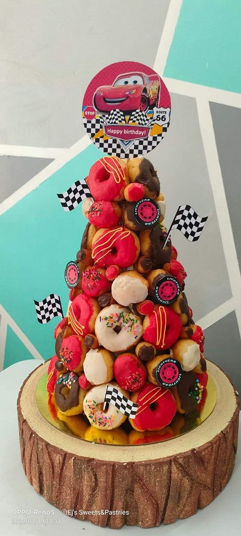 Donut Towers, Tower Cake, Donut Tower, Donut Themed Birthday Party, Cars Cake, Birthday Donuts, Truck Theme, Mini Tortillas, Doughnut Cake