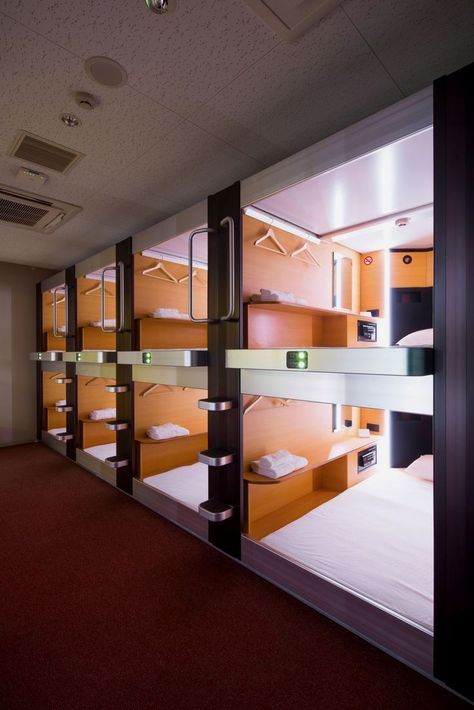 Cube Bed, Bed Cooling System, Unique Hotel Rooms, Small Hotel Room, Sleep Box, Hostel Design, Hotel Floor Plan, Hostels Design, Dormitory Room