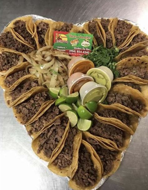 Taco Platter, Mini Tacos, Valentines Food, Reduce Food Waste, Food App, Food Obsession, Pretty Food, Food Cravings, Cute Food