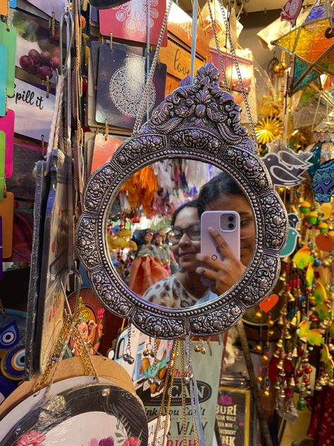 just delhi things #delhi #janpathmarket #streetshopping #cp Janpath Market, Delhi Aesthetic, Desi Aesthetic, Emily In Paris, Girly Photography, Photo Booth, Desi, Festival, Paris