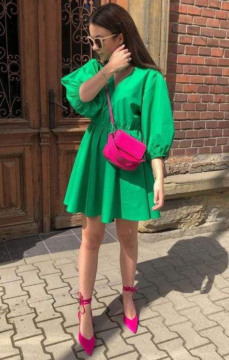 Green Dress Pink Shoes Outfit, Green Casual Dress Outfit, Bright Spring Dress, Bright Green Dress Outfit Color Combos, Pink Dress Green Shoes, Bright Green Dress Outfit, Kelly Green Dress Outfit, Kelly Green Dress, Kelly Green Outfit