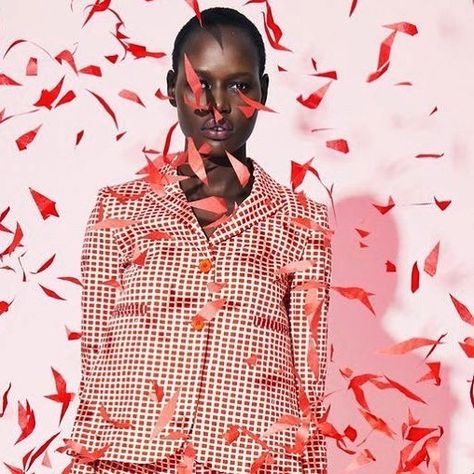 Image via @voguemagazine . . #friday #melanin #africanfashion #africanmodel #blackmodels #fridayjoy #longweekend #somanythingstodo #lookinforward #cantwait... Confetti System, Pretty Pink, Confetti, Editorial, Vogue, Red, Pink