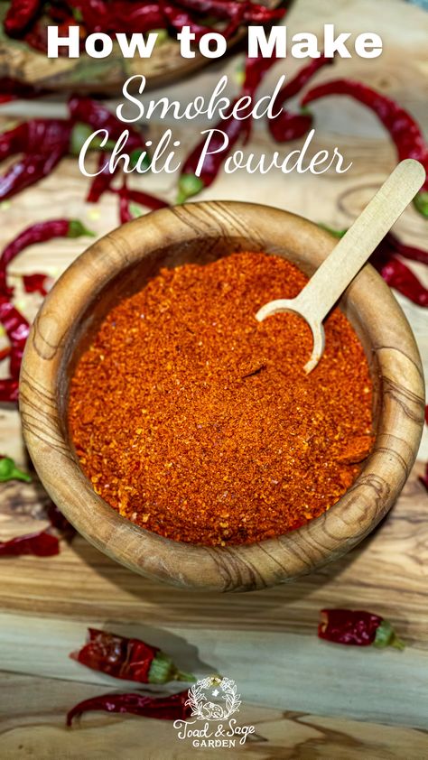 Bowl of dried chili powder Smoked Peppers, Chilli Spice, Smoked Chili, Tabasco Pepper, Types Of Peppers, Dried Chili Peppers, Chili Pepper Recipes, Dry Rub Recipes, Pepper Spice