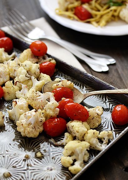 Roasted Cauliflower and Tomatoes Tomatoes Roasted, Cherry Tomato Recipes, Sides Recipes, Vegetarian Main Dishes, Salad Side Dishes, Tomato Recipes, Side Recipes, Roasted Cauliflower, Good Life