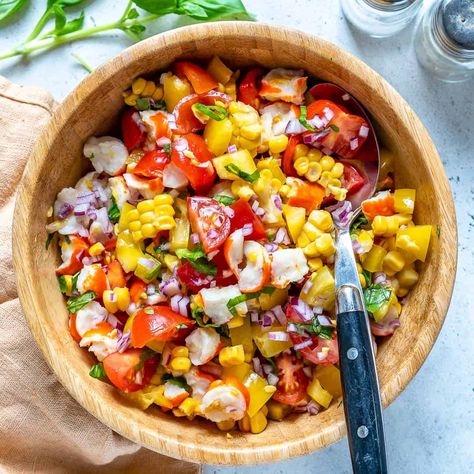 Easy Crab Corn Tomato Salad - Healthy Fitness Meals Homemade Spaghetti Meat Sauce, Crab And Corn, Easy Corn Salad, Corn Tomato Salad, Asparagus Stuffed Chicken Breast, Fit Meals, Moussaka Recipe, Fitness Meals, Fresh Summer Salad