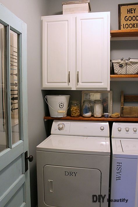 Farmhouse Laundry Rooms, Bathroom Design Farmhouse, Small Laundry Room Design Ideas, Small Laundry Room Design, Laundry Room Design Ideas, Laundry Room Decorating, Mystery Room, Laundry Room Storage Shelves, Small Laundry Room Makeover