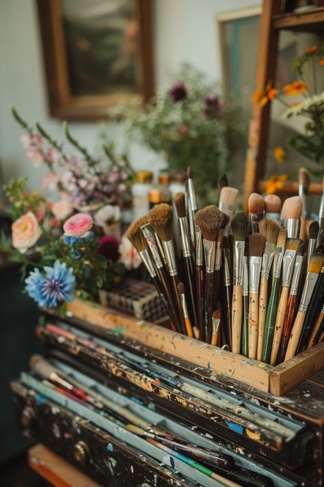 Creative Paint Brush Storage Ideas Unveiled Paint Brush Display Ideas, Paint Studio Aesthetic, Paint Studio Ideas, Paint Studio Ideas Spaces, Painting Studio Aesthetic, Art Studio Room Ideas, Art Supply Storage Ideas, Paint Storage Ideas, Artistic Room Decor