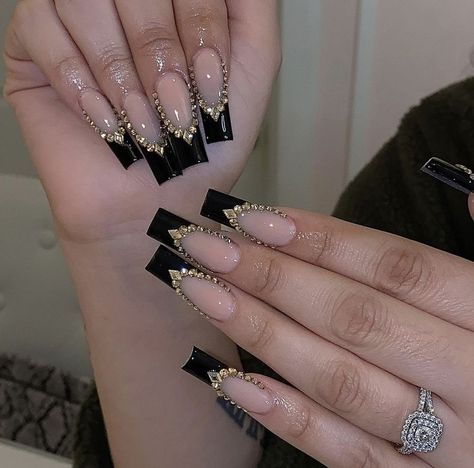 Acrylic Black And Gold Nails, Black Nails Gems Bling, Black And Gold Acrylic Nails Square, Black Nail Sets Prom, Cute Nails For Birthday Black, Acrylic Nails With Red Underneath, Elegant Black Nails Prom, Black Rhinestone Acrylic Nails, Gold N Black Nails