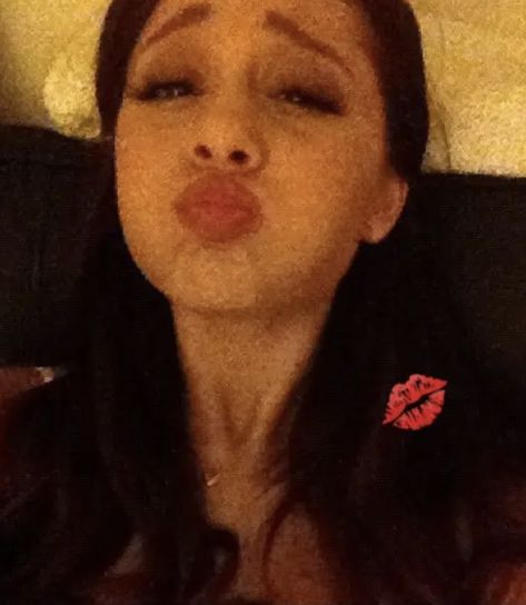 Ariana Grande 2014, Uk Icon, Ariana Grande Cat, Tumblr Girly Aesthetic 2013, Victorious Cast, Ariana Grande News, Silly Face, 2013 Swag Era, Tiny Elephant