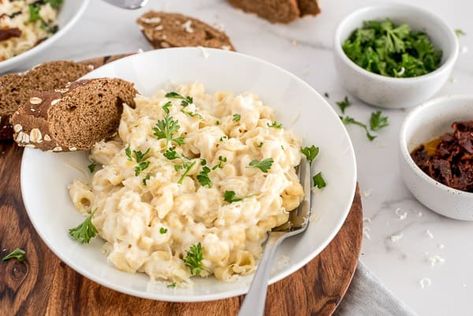 Instant Pot Cauliflower Mac and Cheese is a healthier way to enjoy a big bowl of creamy, cheesy mac and cheese. Easy dinner for any night of the week. #instantpot #macandcheese #healthymacandcheese #cauliflowermacandcheese Cauliflower Alfredo Sauce, Healthy Mac N Cheese, Cauliflower Sauce, Brown Rice Pasta, Cheesy Mac And Cheese, Cauliflower Mac And Cheese, Instant Pot Pasta Recipe, Rice Pasta, Cheesy Cauliflower