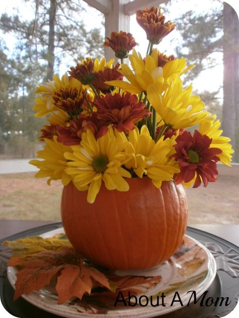 Pumpkin Flowers, Fall Craft Ideas, Fall Arrangements, Pumpkin Centerpieces, Thanksgiving Table Settings, Autumn Decorating, Fall Table Decor, Fall Craft, Thanksgiving Centerpieces