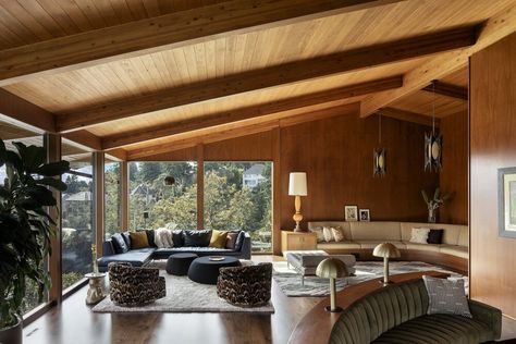 LAKE OSWEGO RETREAT – Emerick Architects Architecture Jobs, Lake Oswego, Diy Renovation, Creative Home Decor, Mid Century Modern House, Mid Century House, Dream House Decor, Wood Accents, Home Construction