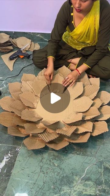 Deep Jyoti Bora on Instagram: "Best idea #reels #insta #diy #craft #homedecor" Paper Fans Decoration, Diy Salon Decor Ideas, Circle Decoration Ideas, Paper Flower Craft Ideas, Fall Paper Flowers Diy, Paper Flowers Arch Decoration, Diy Cardboard Crafts Decoration, Functional Art Ideas, Diy Crafts Adults