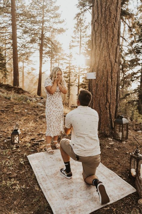 Engagement In The Woods, Boho Proposal Ideas, Engagement Ideas Proposal Surprise, Woods Proposal, Forest Proposal, Forest Engagement Shoot, Proposal Setup, Surprise Engagement Photos, Outdoor Proposal