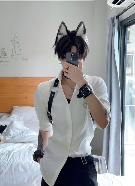 Dog Boy Oc, Cat Boy Aesthetic, Weian Vann, Hot Biker Guys, Dark Academia Outfits, Black Outfit Men, Gay Outfit, Academia Outfits, Handsome Asian Men