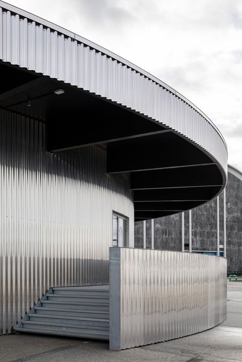 Gallery of Grossmarkt Theatre Pavilion / Carmody Groarke - 6 Bruther Architecture, Theatre Building, Vertical City, Pod House, Aluminium Cladding, Covered Walkway, Small Courtyards, Architectural Practice, Keep The Lights On