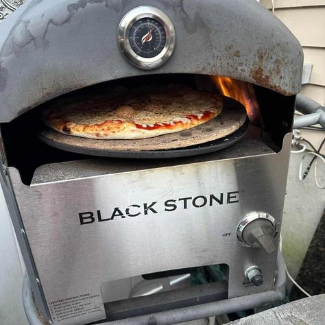 Check out these 10 things you should know before buying a Blackstone pizza oven, and stay tuned for plenty of pizza recipes to try. Blackstone Pizza Oven, Blackstone Pizza Oven Recipes, Blackstone Pizza, Portable Pizza Oven, Pizza Oven Recipes, Cooking Pizza, Easy Grilling Recipes, Pizza Peel, Traeger Grill