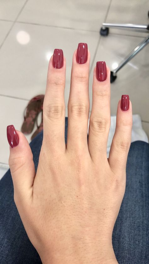 Nagellack Trends, Squoval Nails, Nails Red, Blog Inspiration, Minimalist Nails, Short Acrylic Nails, 가을 패션, Cute Acrylic Nails, French Nails