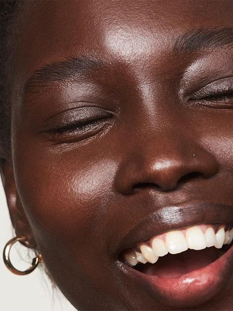 Lightweight Coverage: Perfecting Skin Tint | Glossier Black Glowy Skin, Sheer Skin Tint, Tinted Moisturizer Photography, Clear Glowing Skin Aesthetic Black, Body Shimmer Glowing Skin Black Women, Real Skin, Skin Tint, Glow Skin, Glossy Makeup