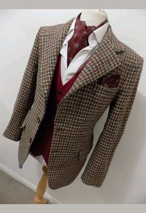 Harris Tweed dogtooth Sports Day Outfit, Mens Neckwear, Sports Shoes Outfit, Dapper Mens Fashion, Waxed Cotton Jacket, Designer Suits For Men, Shoes Outfit Fashion, Country Wear, Mens Fashion Smart